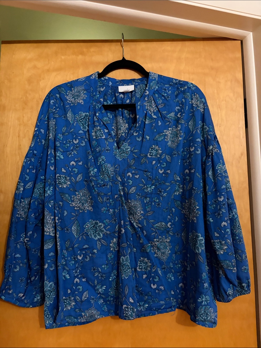 J. Jill Blue Floral Split-Neck Peasant Blouse